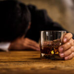我慢するほどお酒はやめられない 我慢するほどお酒はやめられない